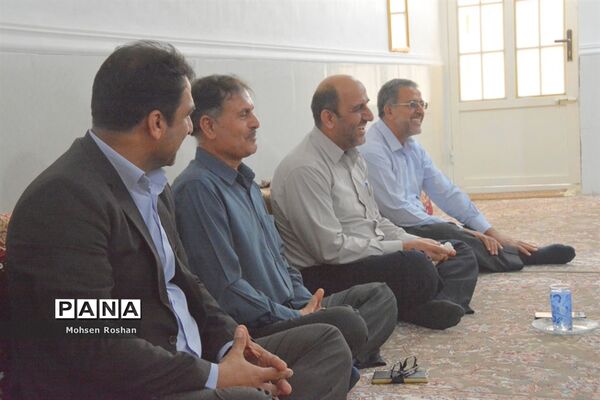 دیدار و تجلیل از آزاده فرهنگی سید جواد حسینی مقدم روستای سربست منطقه سعدآباد