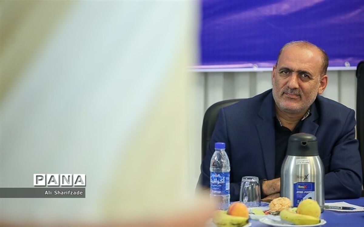 رمضانی: آنچه ایران را ایران کرد هنر و ادب است