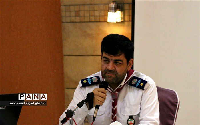 برگزاری نشست هماهنگی معاونین پرورشی و مدیران سازمان دانش اموزی مناطق شهر تهران در مشهد مقدس