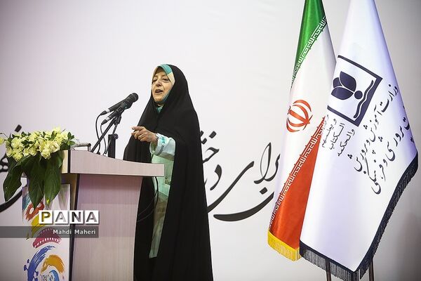 اختتامیه سی‌و‌ششمین جشنواره فرهنگی و هنری دانش آموزان برگزیده سراسر کشور