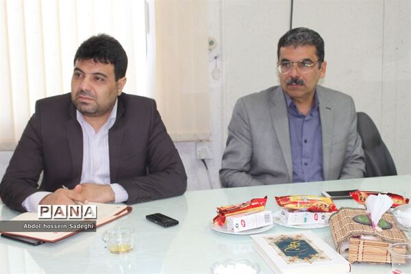 جلسه کمیته فرهنگیان و دانش آموزی کنگره شهدای استان بوشهر