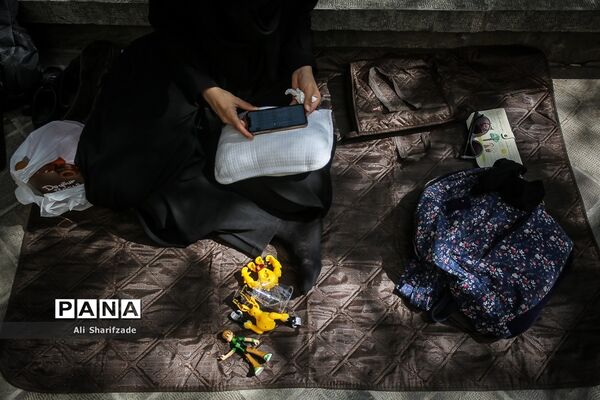 دعای روز عرفه در دانشگاه تهران