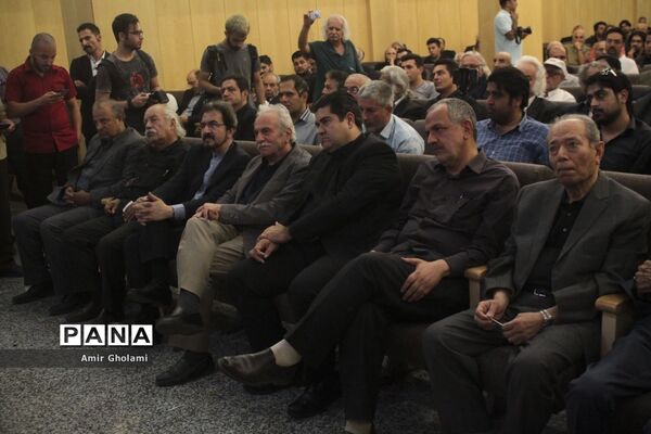 مراسم ختم زنده یاد عزت‌الله انتظامی