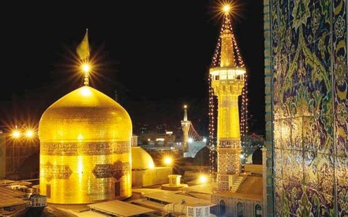 حضوردانش‌آموزان‌ اردوی ملی مناطق مرزی در حرم مطهر رضوی