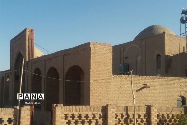 مسجدجامع «هندوالان»راوی تاریخ معنوی درمیان