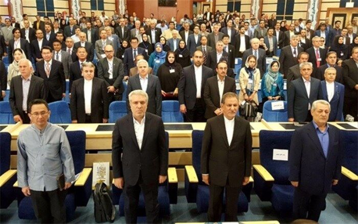 ایران می تواند در صنعت گردشگری منابع جدید خلق کند