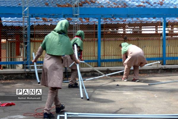 مهارت چادر زنی درهشتمین اردوی ملی پیشتازان دختر