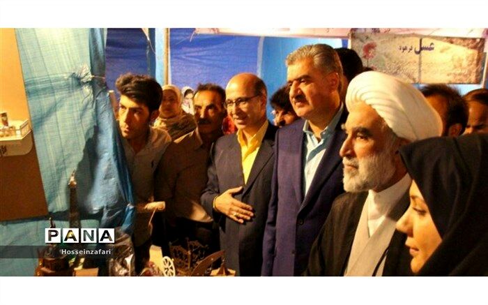 برپایی نمایشگاه توانمندی های روستایی، عشایری درشیروان