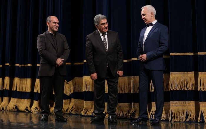 قدردانی از دوست خوب موسیقی ایرانی/ خواننده«سحرگهان» تجلیل شد