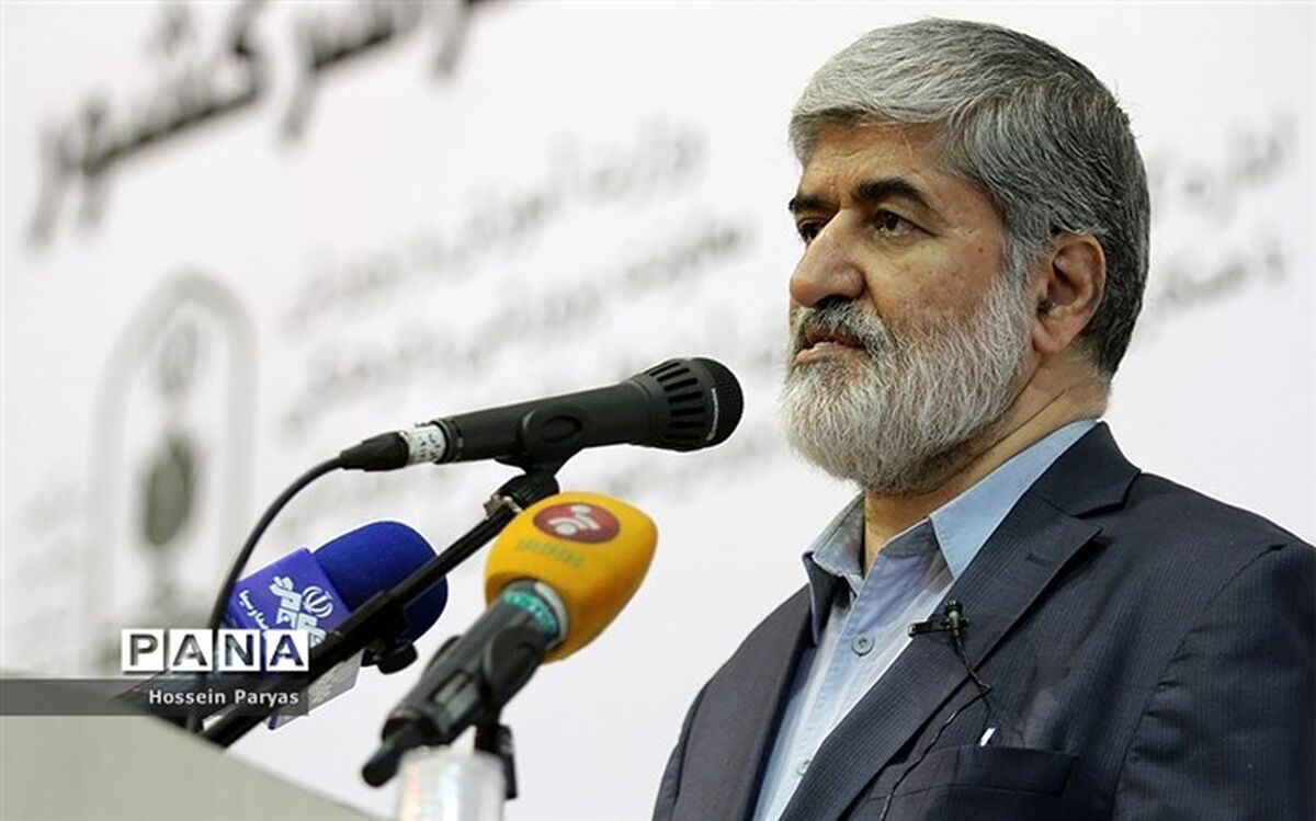 علی مطهری: بالاتر از آموزش، پرورش استعدادهای دانش‌آموزان است