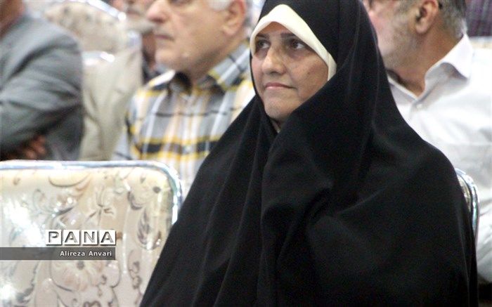 مدیر آموزش‌وپرورش ساری تأکید کرد: ضرورت آموزش «بازاریابی» به هنرجویان هنرستان‌ها