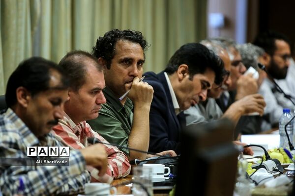 دیدار وزیر آموزش و پرورش با نمایندگان کانون های صنفی معلمان از سراسر کشور