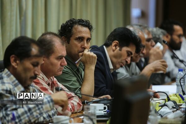 دیدار وزیر آموزش و پرورش با نمایندگان کانون های صنفی معلمان از سراسر کشور