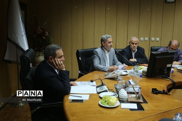 دیدار وزیر آموزش و پرورش با نمایندگان کانون های صنفی معلمان از سراسر کشور