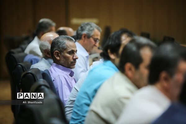 دیدار وزیر آموزش و پرورش با نمایندگان کانون های صنفی معلمان از سراسر کشور