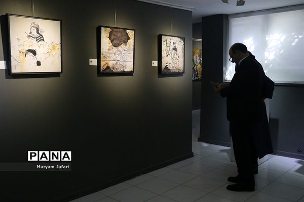 نمایشگاه گروهی نقاشی و آثار حجمی (مسافر وهم)