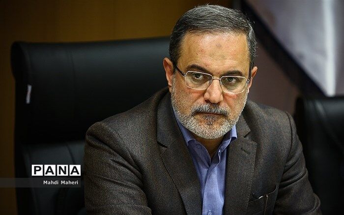 پیام تسلیت وزیر آموزش‌وپرورش در پی درگذشت معلم نمونه و همسنگر شهیدان رجایی و باهنر