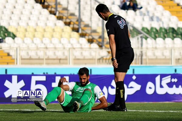 دیدار تیم های تراکتورسازی و ماشین سازی تبریز.