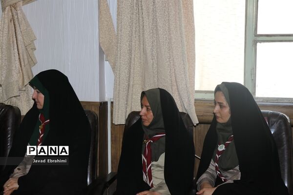 پیش اردوی دانش آموزان دختر پیشتاز خراسان رضوی شرکت کننده در اردوی ملی
