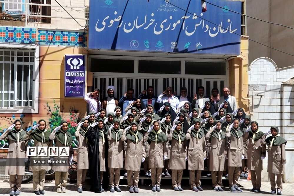پیش اردوی دانش آموزان دختر پیشتاز خراسان رضوی شرکت کننده در اردوی ملی