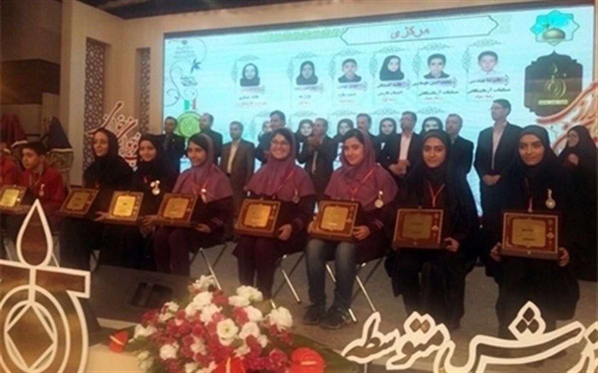 دانش آموزان تفرشی در جشنواره کشوری نوجوان خوارزمی اول شدند