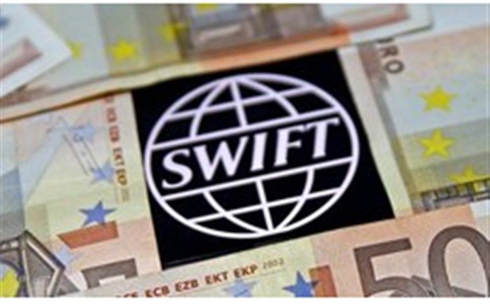 درخواست ۱۶ سناتور آمریکایی برای قطع دسترسی ایران به سوئیفت