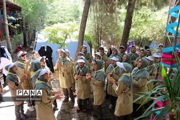 اردو ملی پیشتازان دختر سازمان دانش آموزی  جمهوری اسلامی ایران