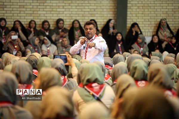 افتتاح هشتمین اردوی ملی پیشتاران دختر