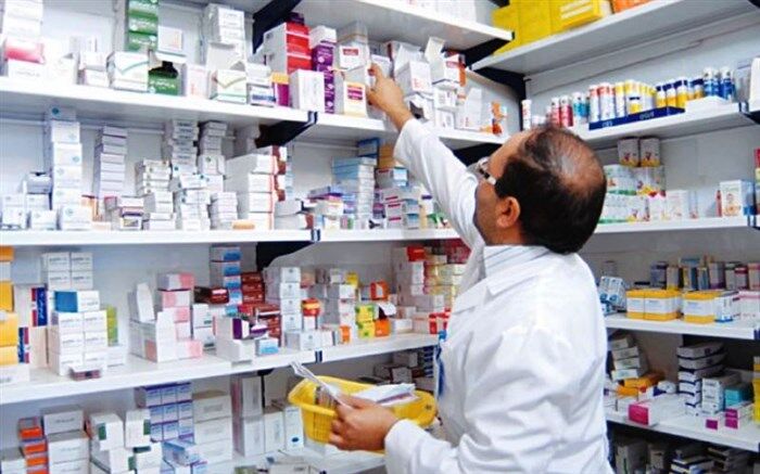 رئیس انجمن داروسازان تهران: در آستانه بحران دارویی قرار داریم