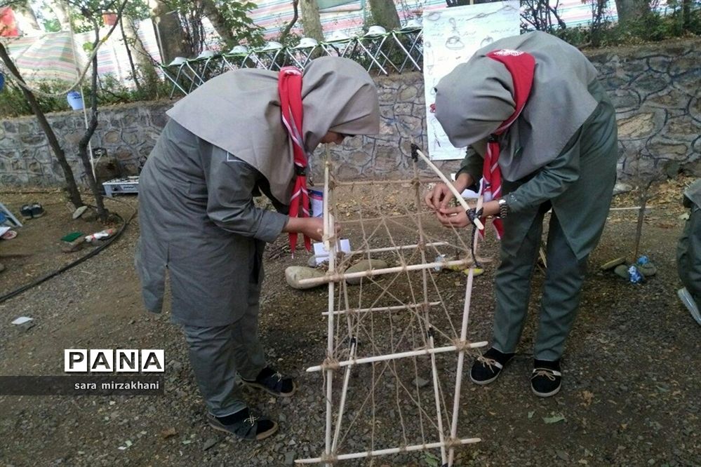 حضور فعال پیشتازان دختر استان مرکزی در هشتمین  اردوی ملی