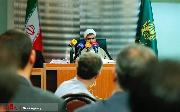 اولین تصویر از دادگاه علنی مشایی