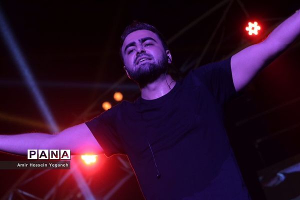 کنسرت گروه پازل بند در کیش