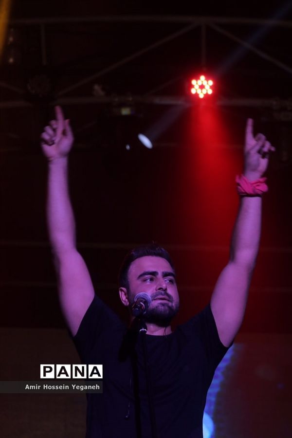 کنسرت گروه پازل بند در کیش