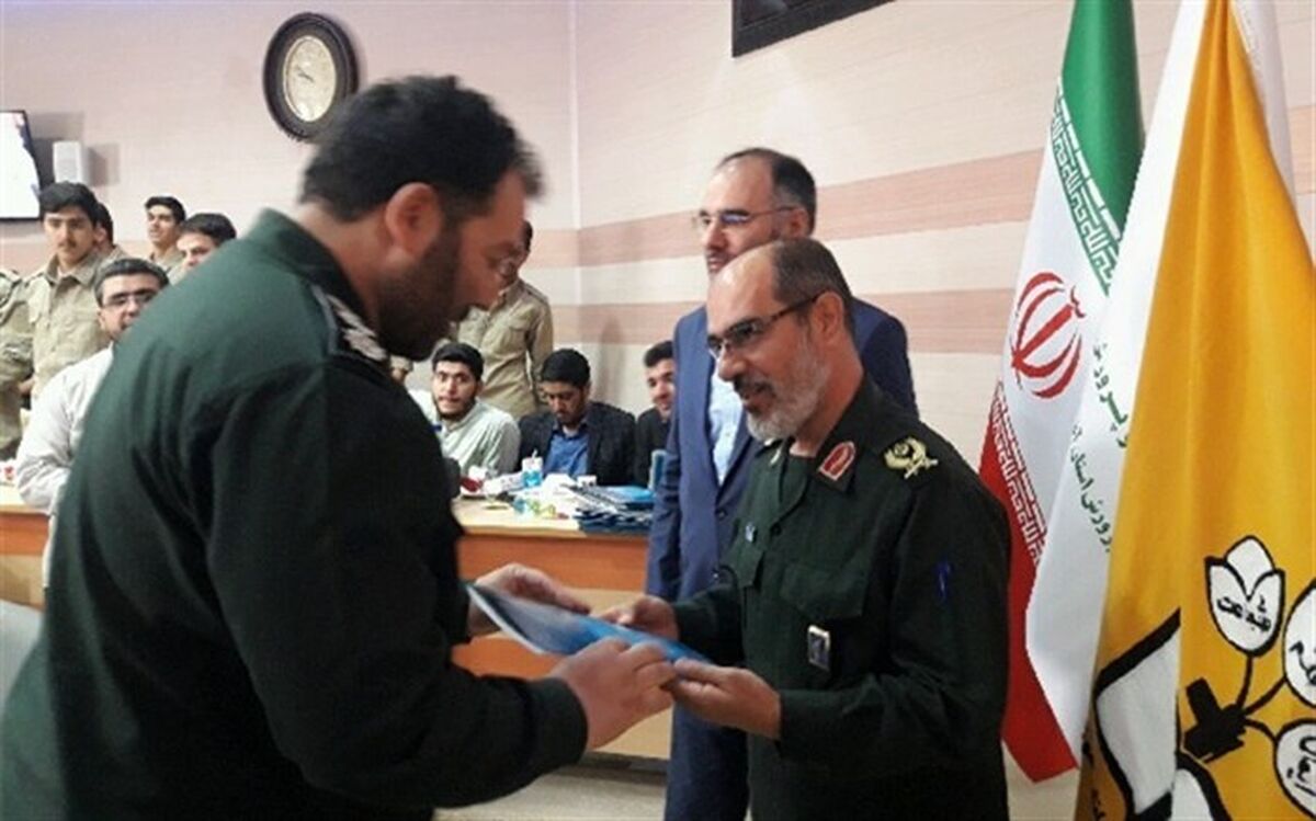 جانشین فرمانده  سپاه عاشورا:هدف از تشکیل بسیج عمق بخشی به انقلاب بود