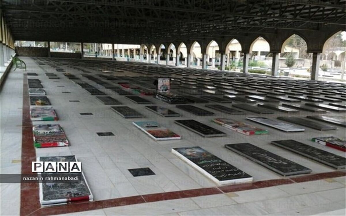 تجدید بیعت با آرمان‌های شهدا و دیدار با نماینده ولی فقیه در استان