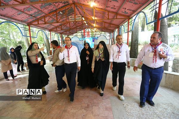 بازدید قائم مقام سازمان دانش آموزی از هشتمین اردوی ملی پیشتازان دختر