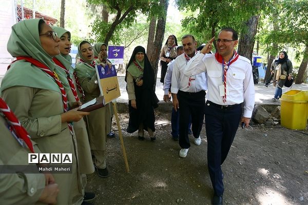 بازدید قائم مقام سازمان دانش آموزی از هشتمین اردوی ملی پیشتازان دختر