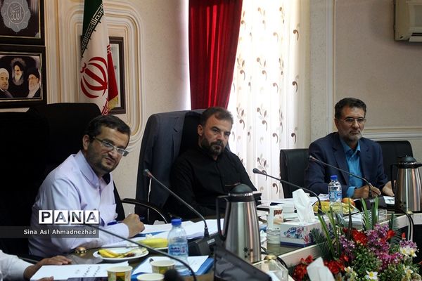 گردهمایی روسای ادارات قرآن، عترت و نماز آموزش و پرورش 11 استان کشور در تبریز