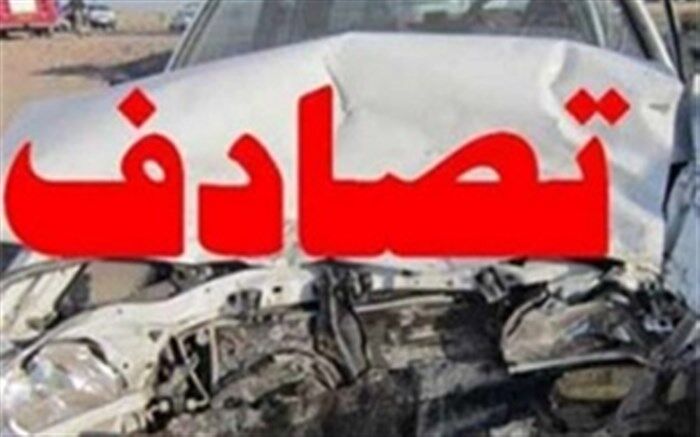 ۱۲ مصدوم در تصادف تریلی و مینی‌بوس
