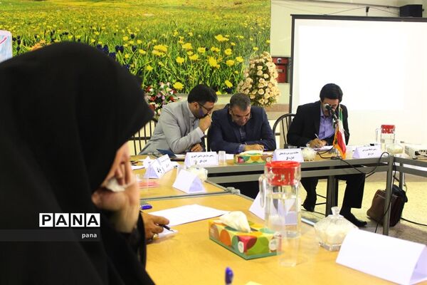 گردهمایی معاونین پرورشی مناطق جوار مراغه دراردوگاه المهدی‌(عج)