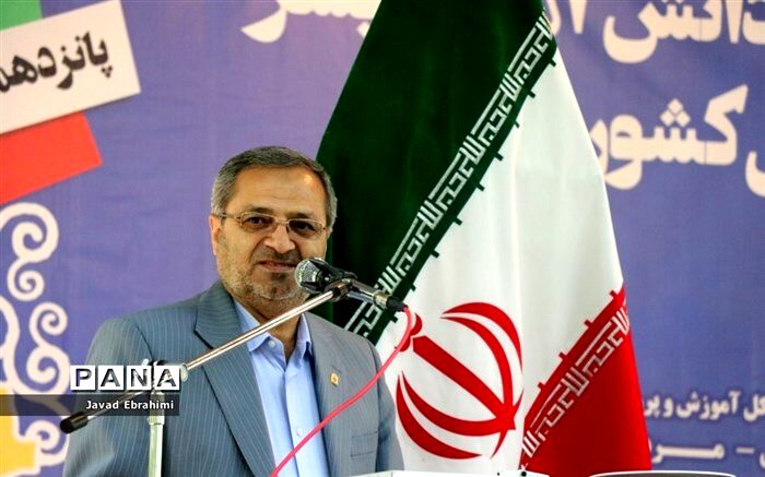 تلاش کنیم الگوهای موفقی از یک دانش‌آموز تراز قرآن در فضای مدرسه ارائه دهیم