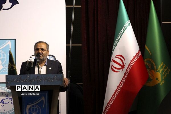 اجلاس سوم دوازدهمین کنگره سراسری اتحادیه انجمن های اسلامی دانش آموزان