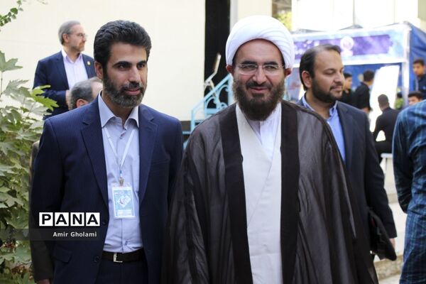 اجلاس سوم دوازدهمین کنگره سراسری اتحادیه انجمن های اسلامی دانش آموزان