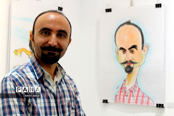 نمایشگاه کاریکاتور کارکنان آموزش و پرورش فارس