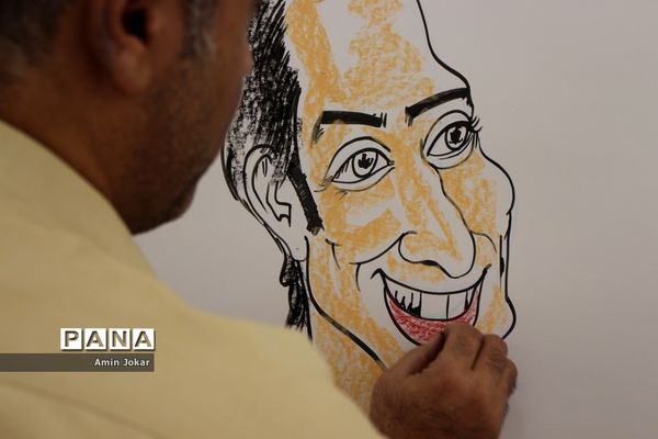 نمایشگاه کاریکاتور کارکنان آموزش و پرورش فارس