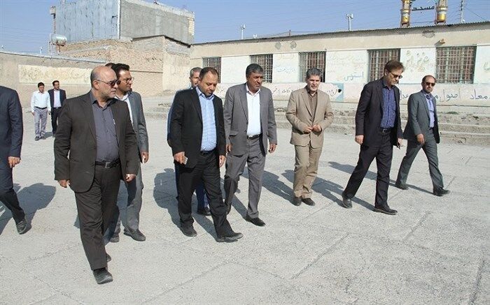 بررسی بازسازی و مقاوم سازی مدارس استان کرمان با حضور رخشانی مهر