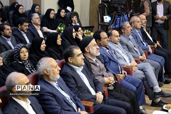افتتاح و کلنگ زنی 6پروژه درمانی و بهداشتی توسط وزیر بهداشت