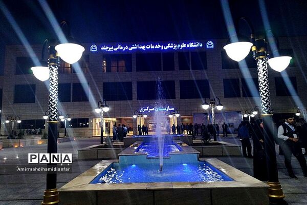 افتتاح و کلنگ زنی 6پروژه درمانی و بهداشتی توسط وزیر بهداشت