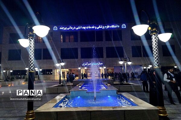 افتتاح و کلنگ زنی 6پروژه درمانی و بهداشتی توسط وزیر بهداشت