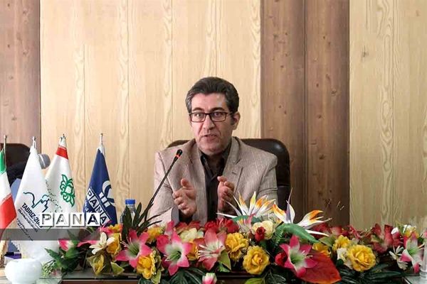 نشست صمیمی خبرنگاران پانا با اسد فلاح عضو انجمن صنفی روزنامه نگاران ایران